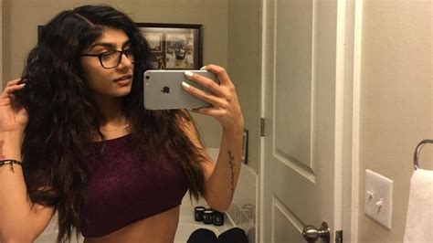 Mia Khalifa Shower Big Boobs Solo Onlyfans Video Leaked